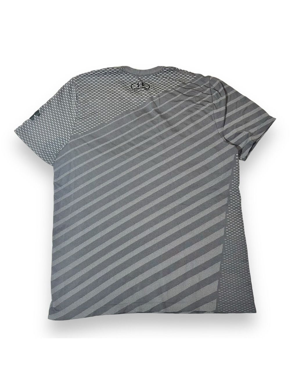 Under Armour Boy’s Seamless Tee Overcast Gray Size Large - Picture 5 of 6